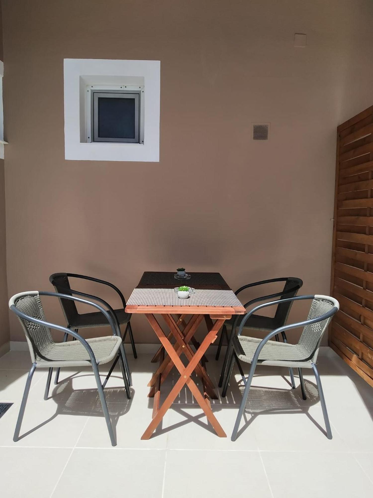 Trousas Apartments روذا المظهر الخارجي الصورة