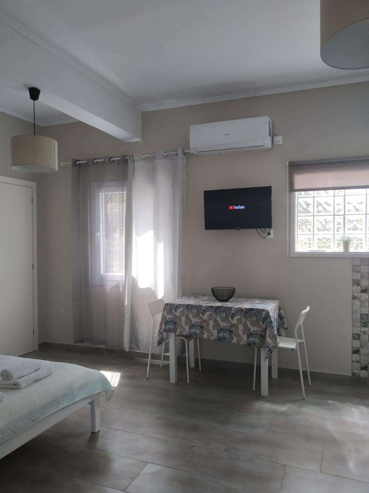 Trousas Apartments روذا المظهر الخارجي الصورة