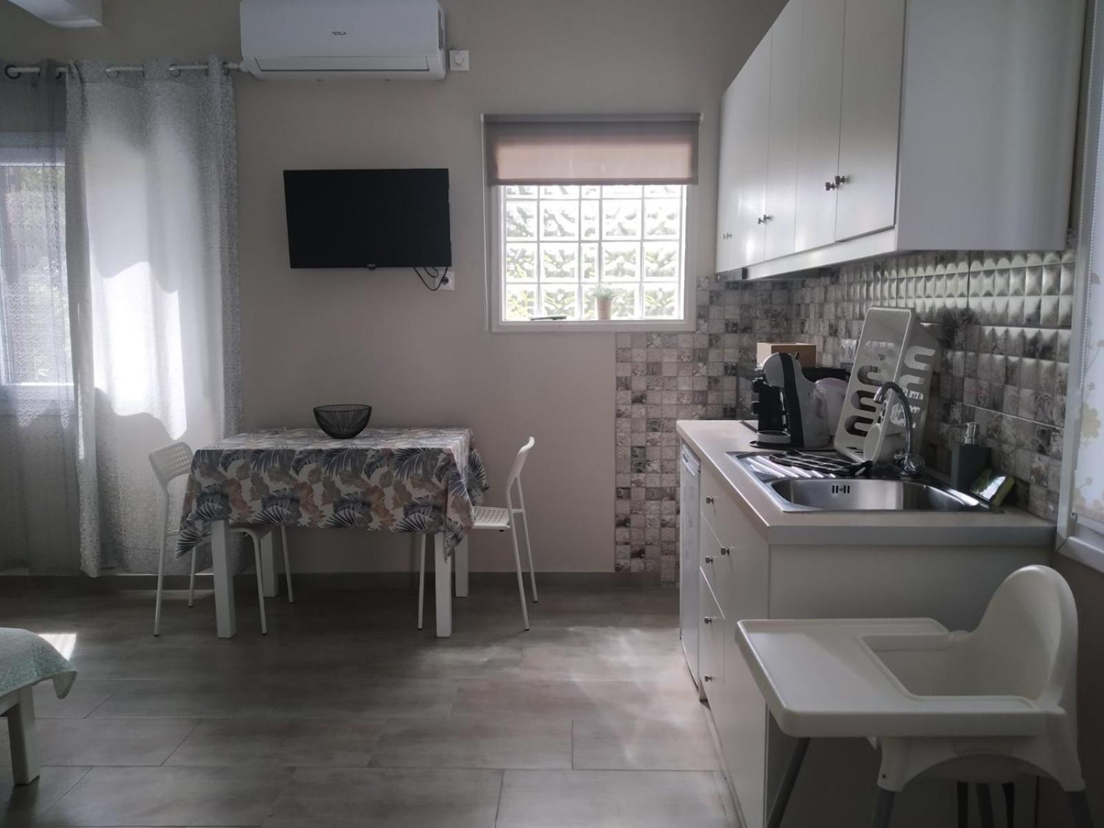 Trousas Apartments روذا المظهر الخارجي الصورة