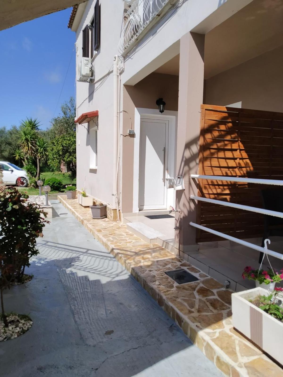 Trousas Apartments روذا المظهر الخارجي الصورة